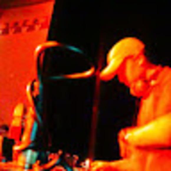 Meet your Posher, Cee3do - Picture 1 of 1